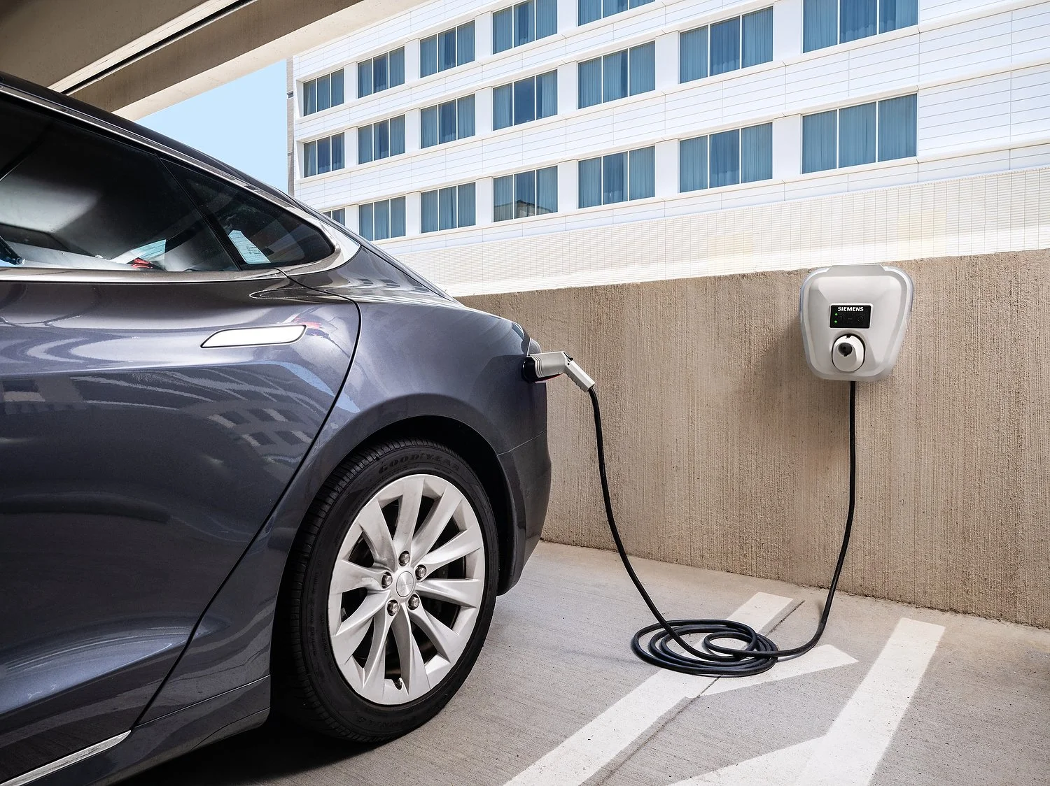 Dallas Frisco Canopy EV Charging station.JPG