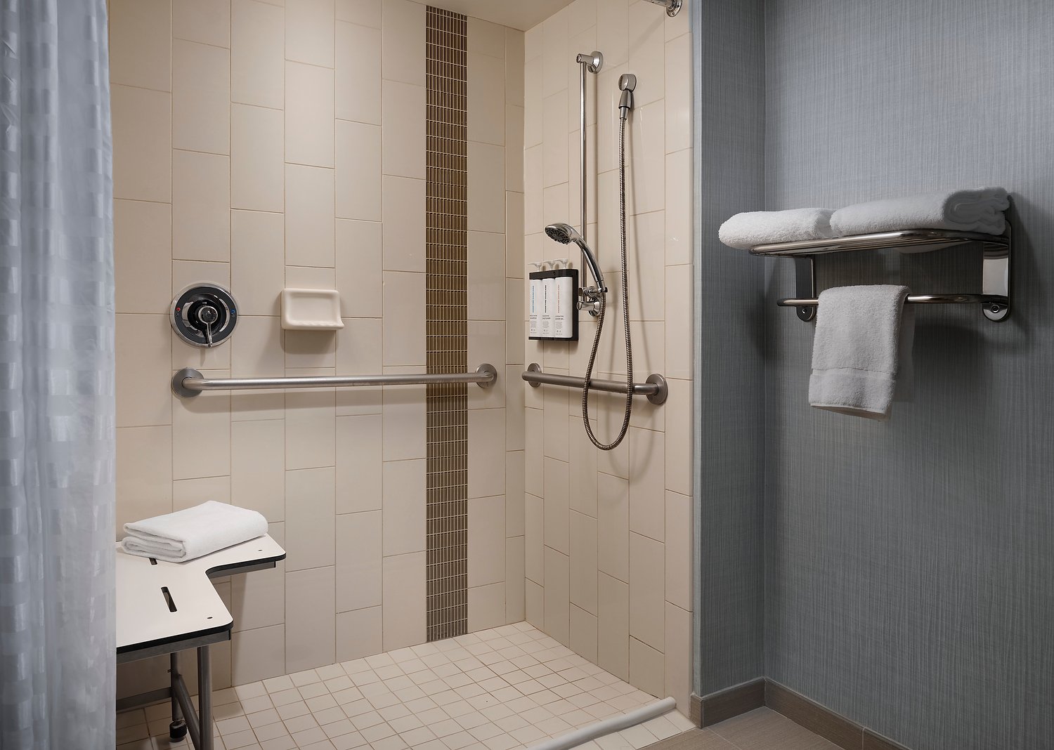 Dallas Hyatt House Plano 211 ADA bath.JPEG