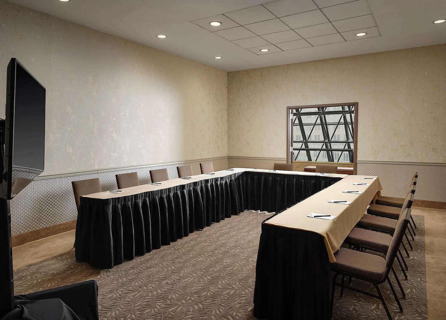 Philly Doubletree Minuet U Shape.JPG