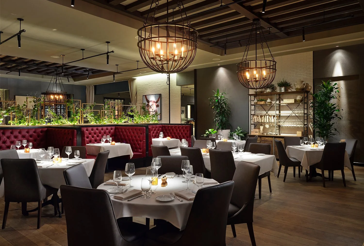 Austin JW Deans back area by host stand.JPG