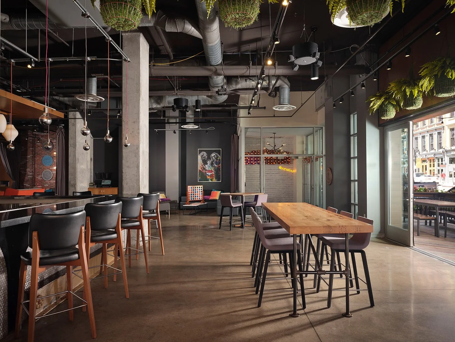 Lousiville Aloft wide seating area.JPG