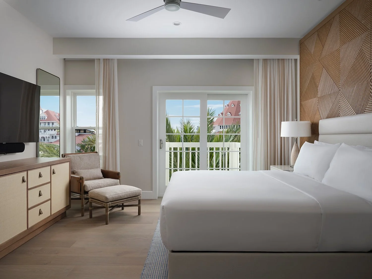 Shore House 5380 king bedroom facing del hotel.JPEG