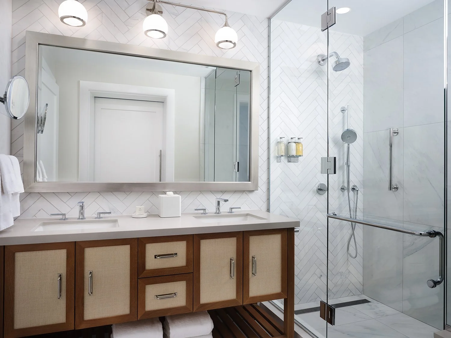 Shorehouse room 5201 guest bathroom  1.JPEG