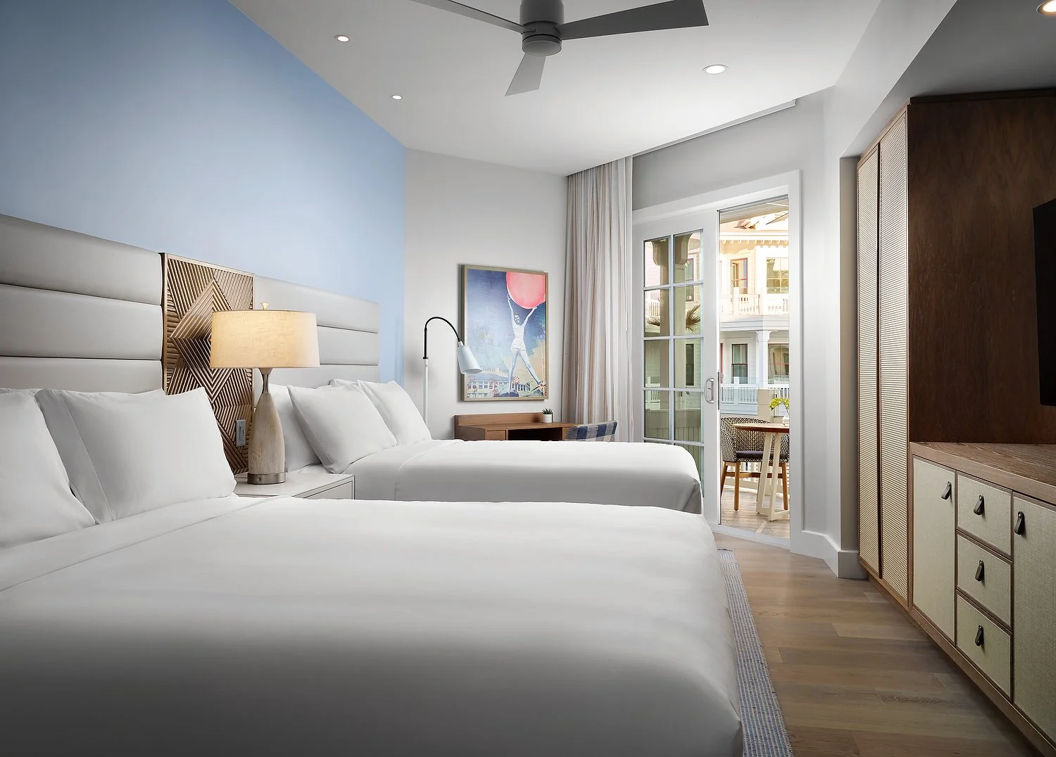 Shoreview 5213 2 queen poolside room.JPEG