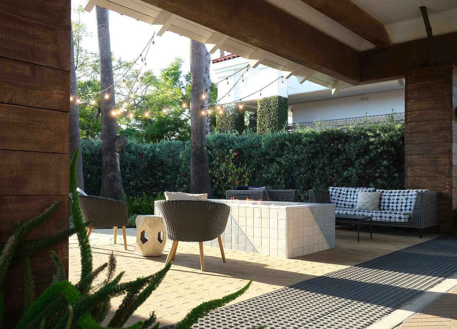 Leta Inn front fireplit.JPG