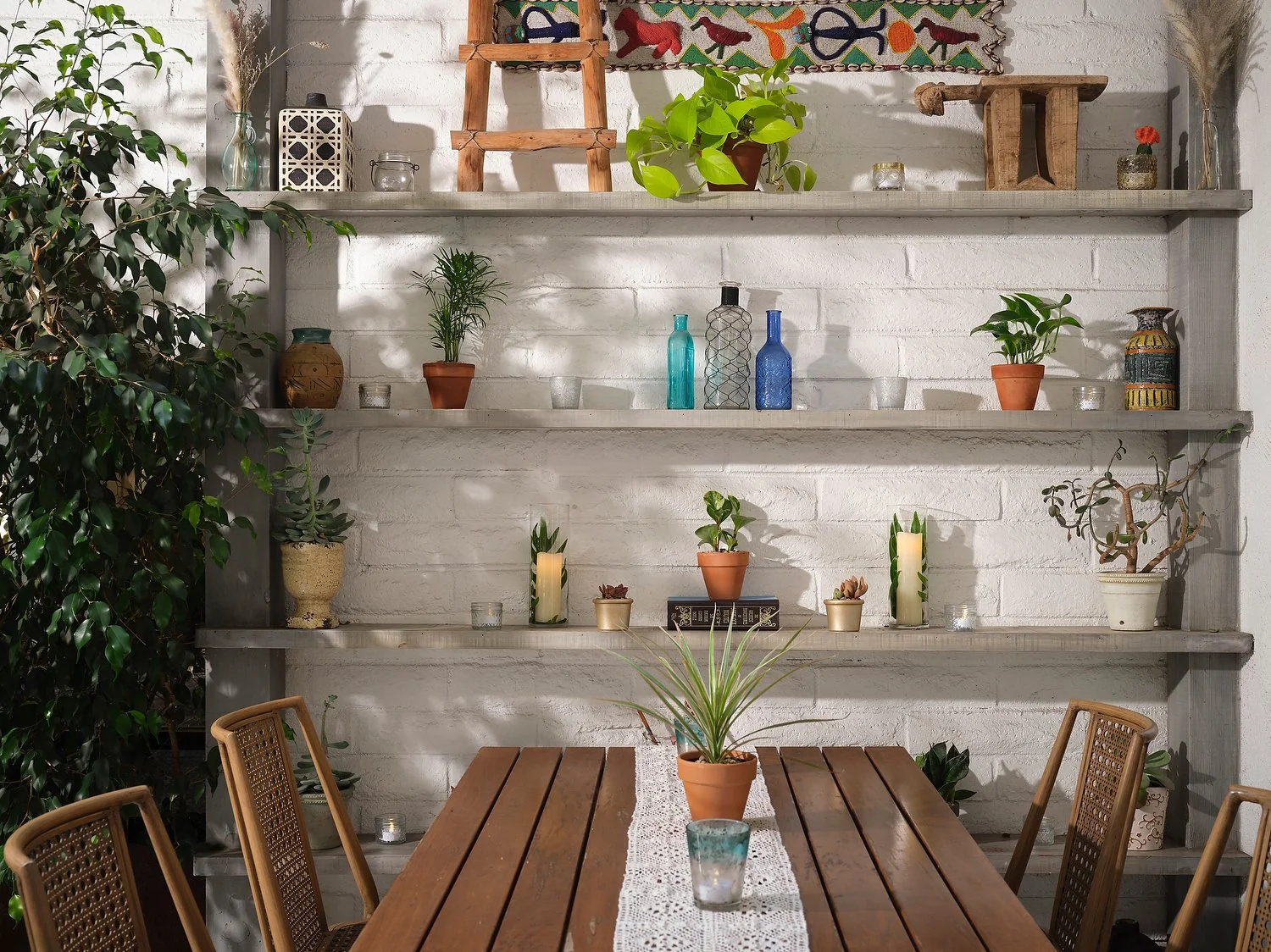 Leta Inn restaurant vignette.JPG