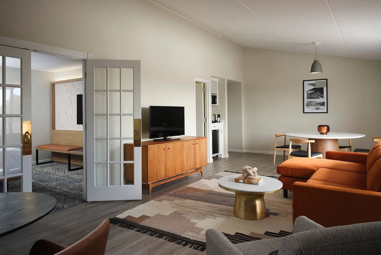 Grand Rapids Sheraton suite living room.JPG