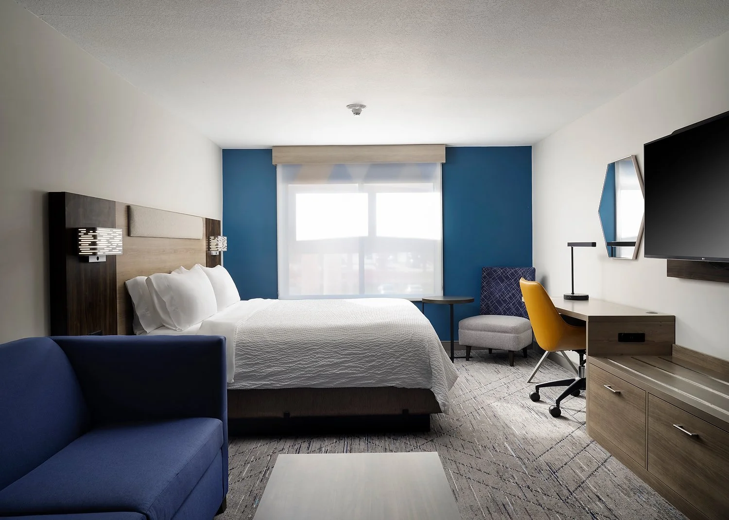 HIE Peru room211 king suite.JPG