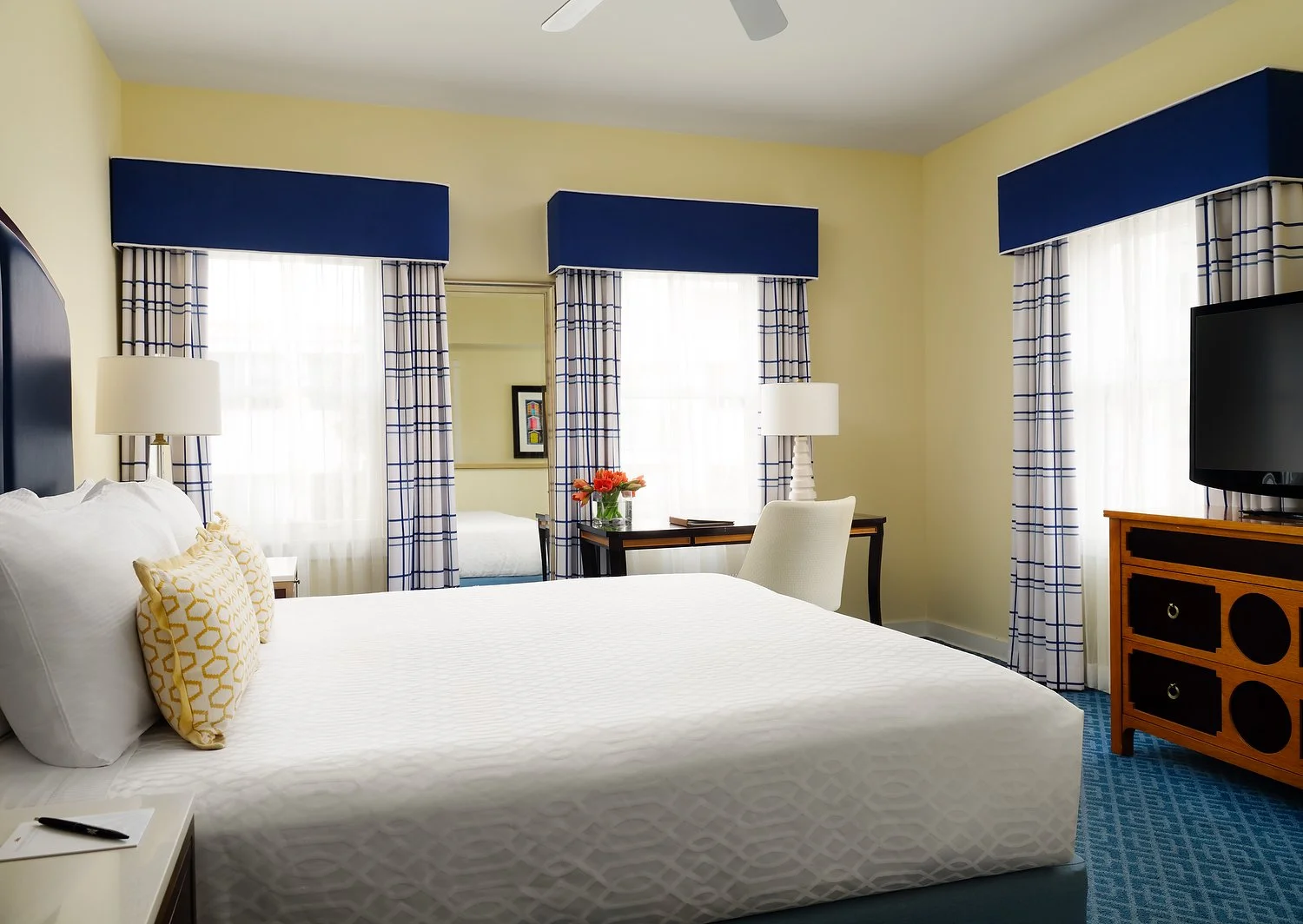 grand colonial room236 bedroom 2.JPEG