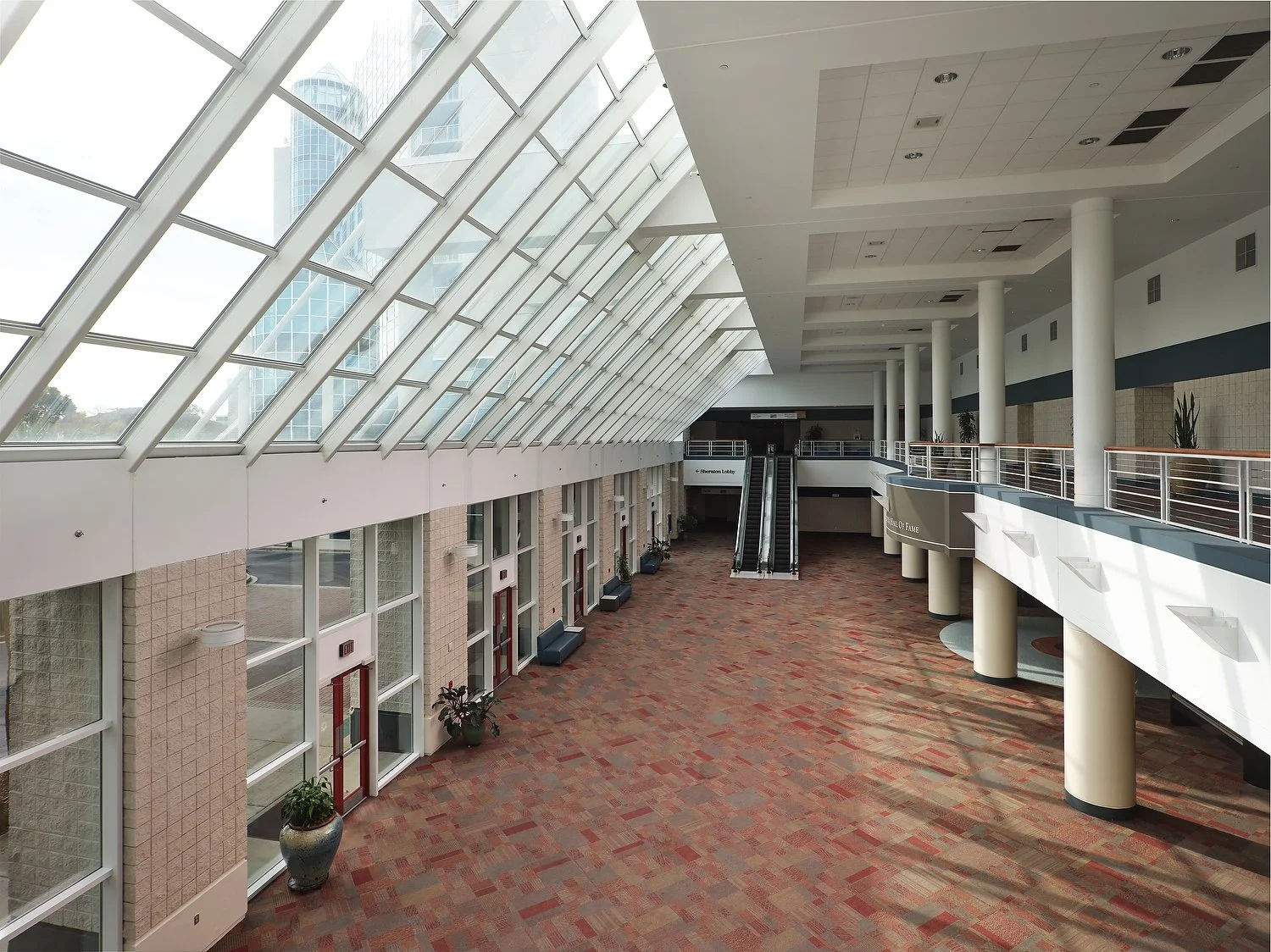 Myrtle Beach Sheraton conference center prefunction.JPG