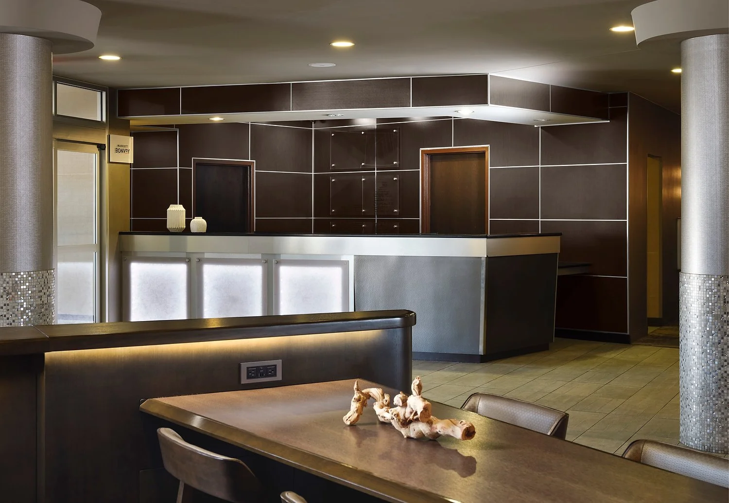 Minneapolis SHS front desk-PATH.JPEG