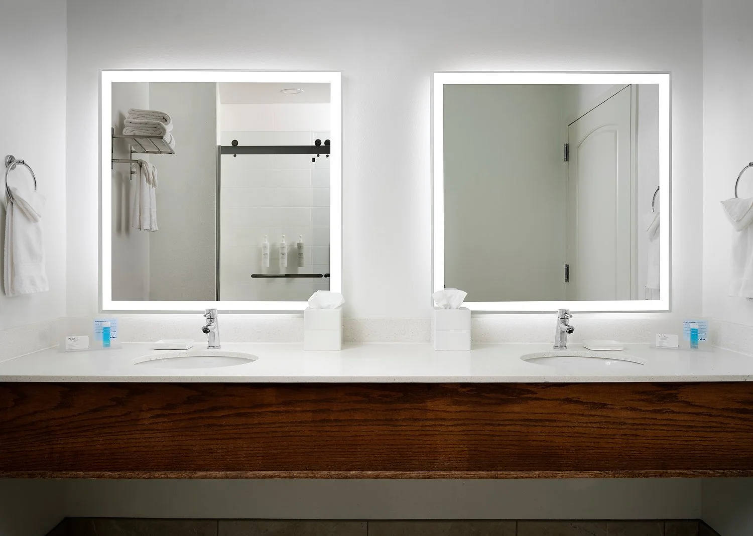 Austin Hampton Inn room 1601 1 BR suite master bath.JPEG