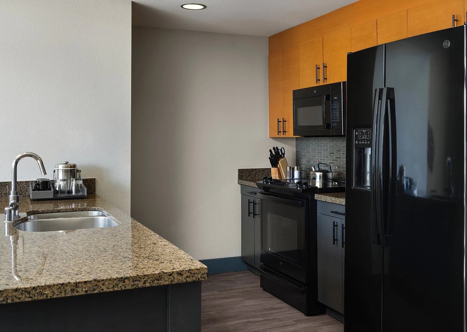 Mammoth Westin 645 luxury 2 BR suite kitchen.JPEG