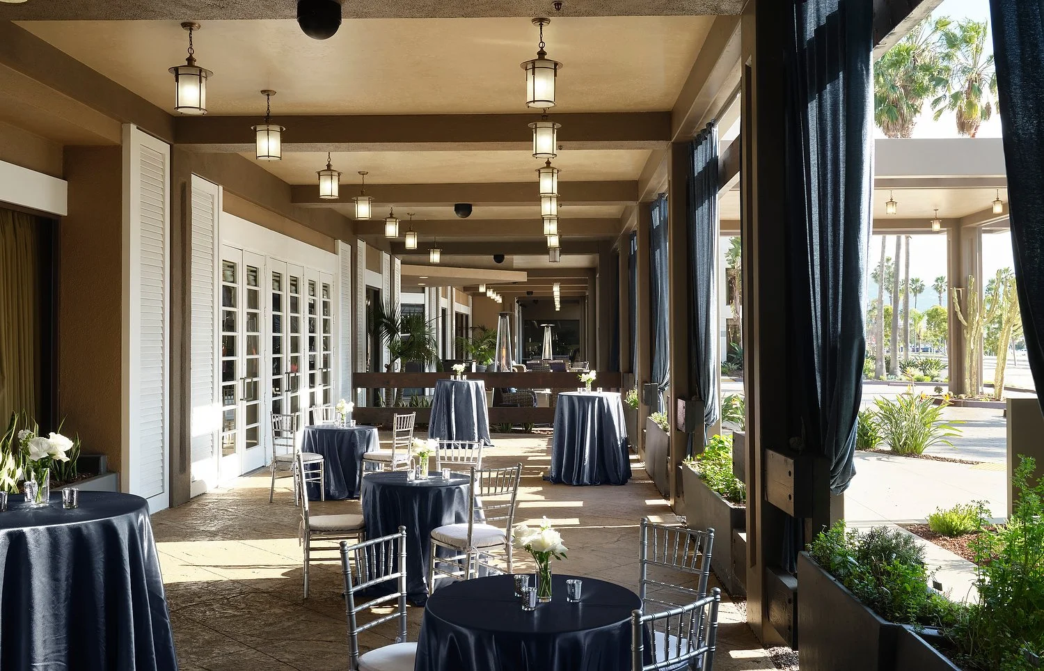 Redondo Beach Sonesta seascape patio .JPEG