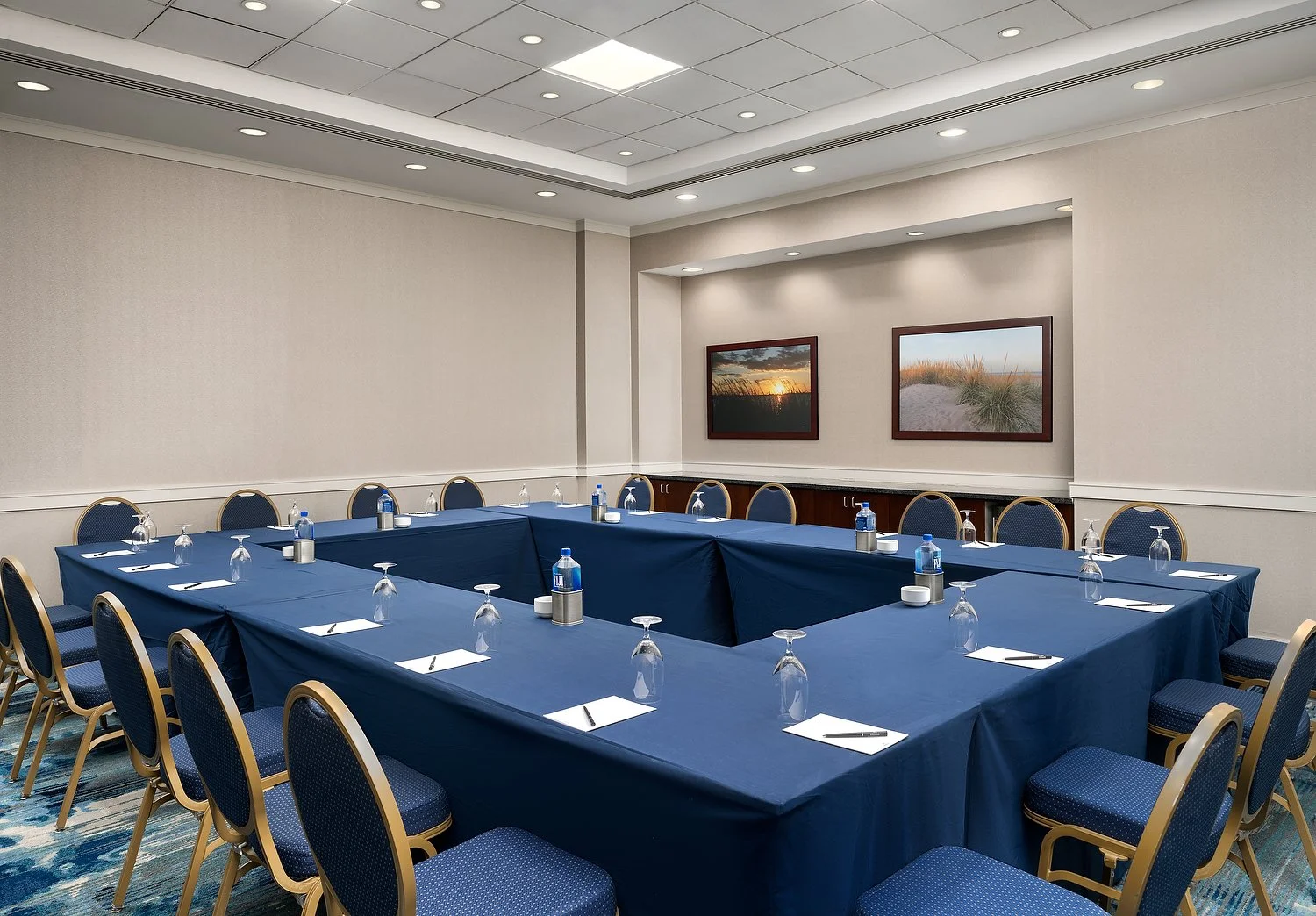 Virginia Beach Hilton Ablemarle Meeting Square.JPEG