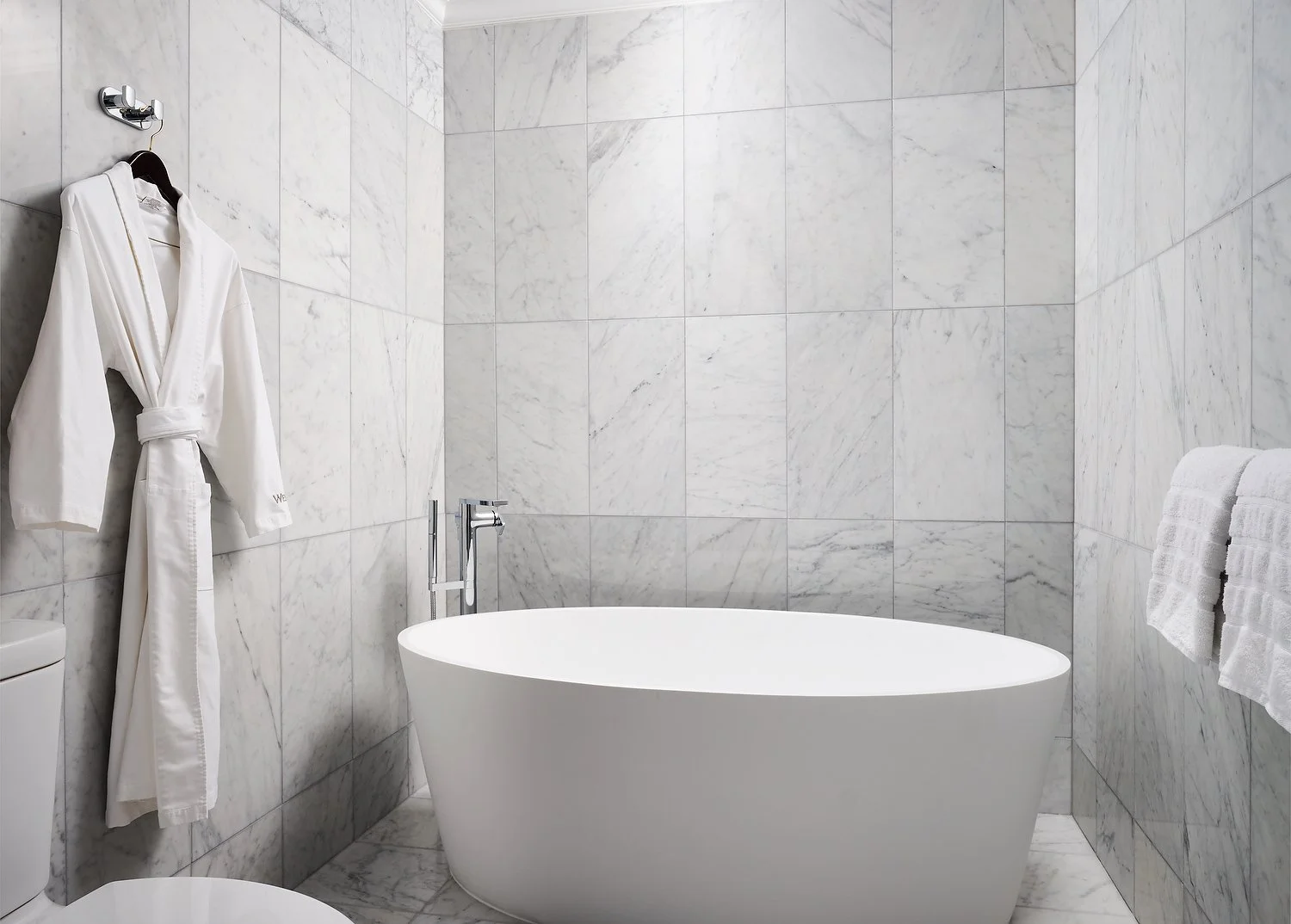 Philadelphia Westin presidential suite master bath.JPG