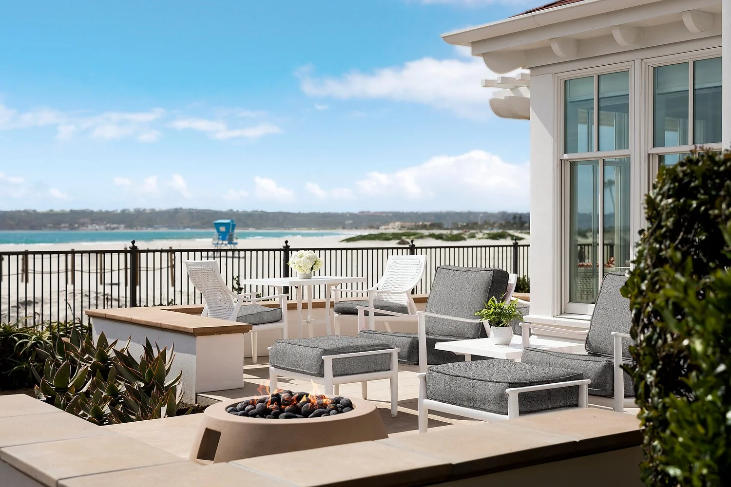 Hotel Del Beach Villas 1103 patio junior suite.JPEG