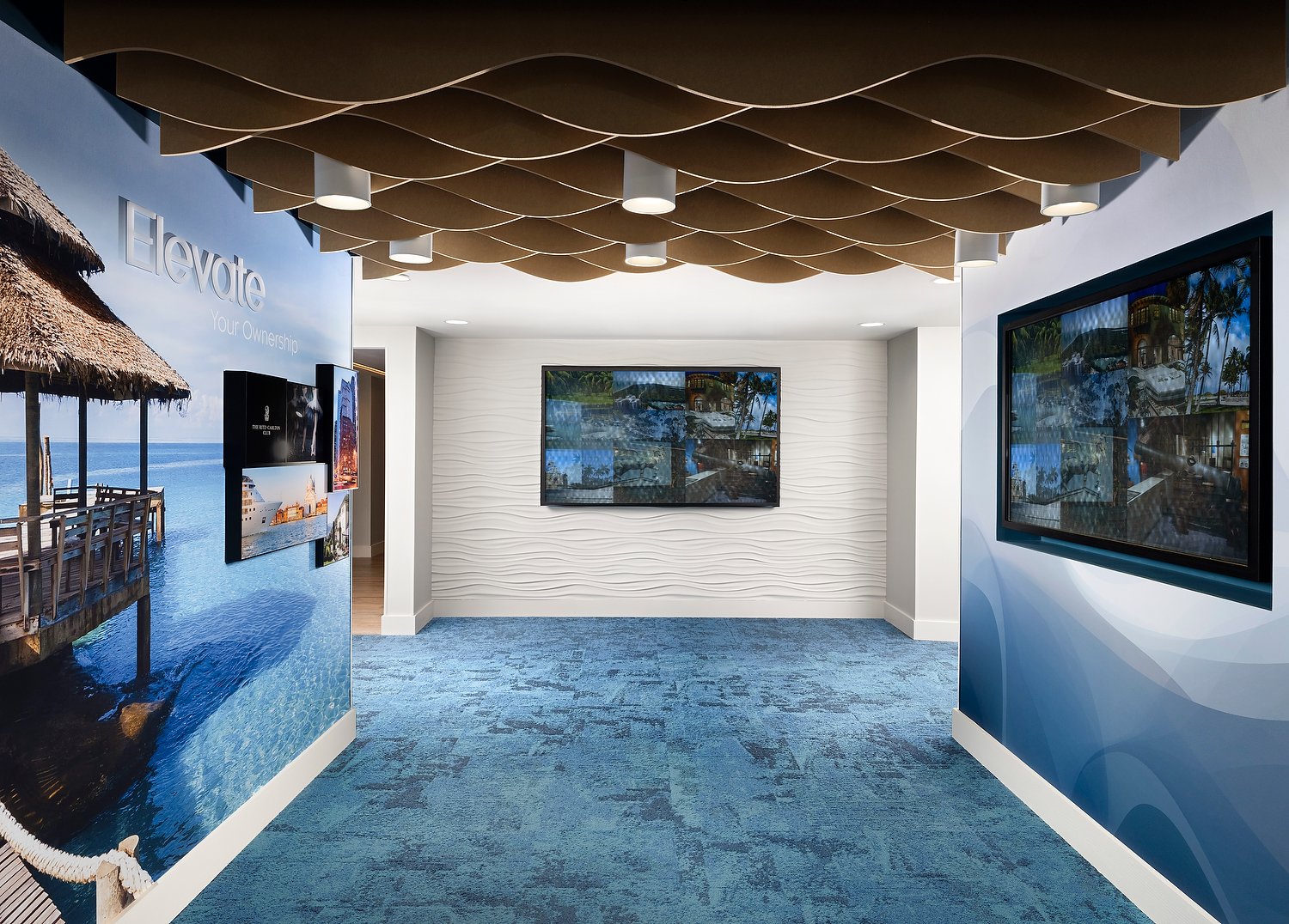 Marriott Vacation Club Florida gallery with ceiling detail-PATH_V2.JPEG