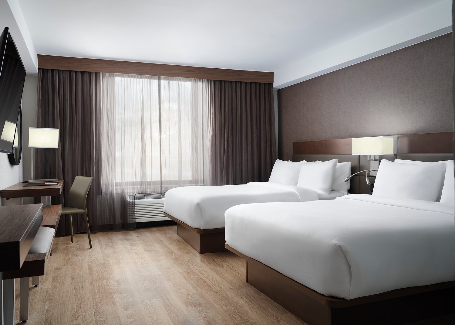AC FRISCO room 402 double queen Bw.JPEG