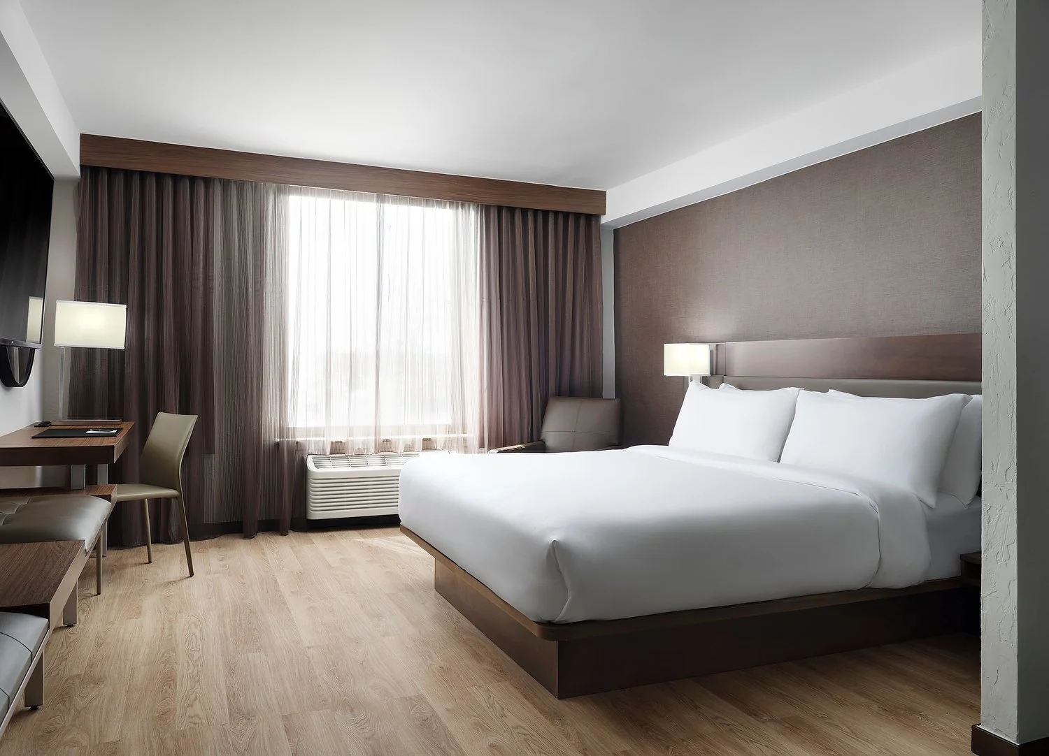 AC FRISCO room 233 king B e.JPEG