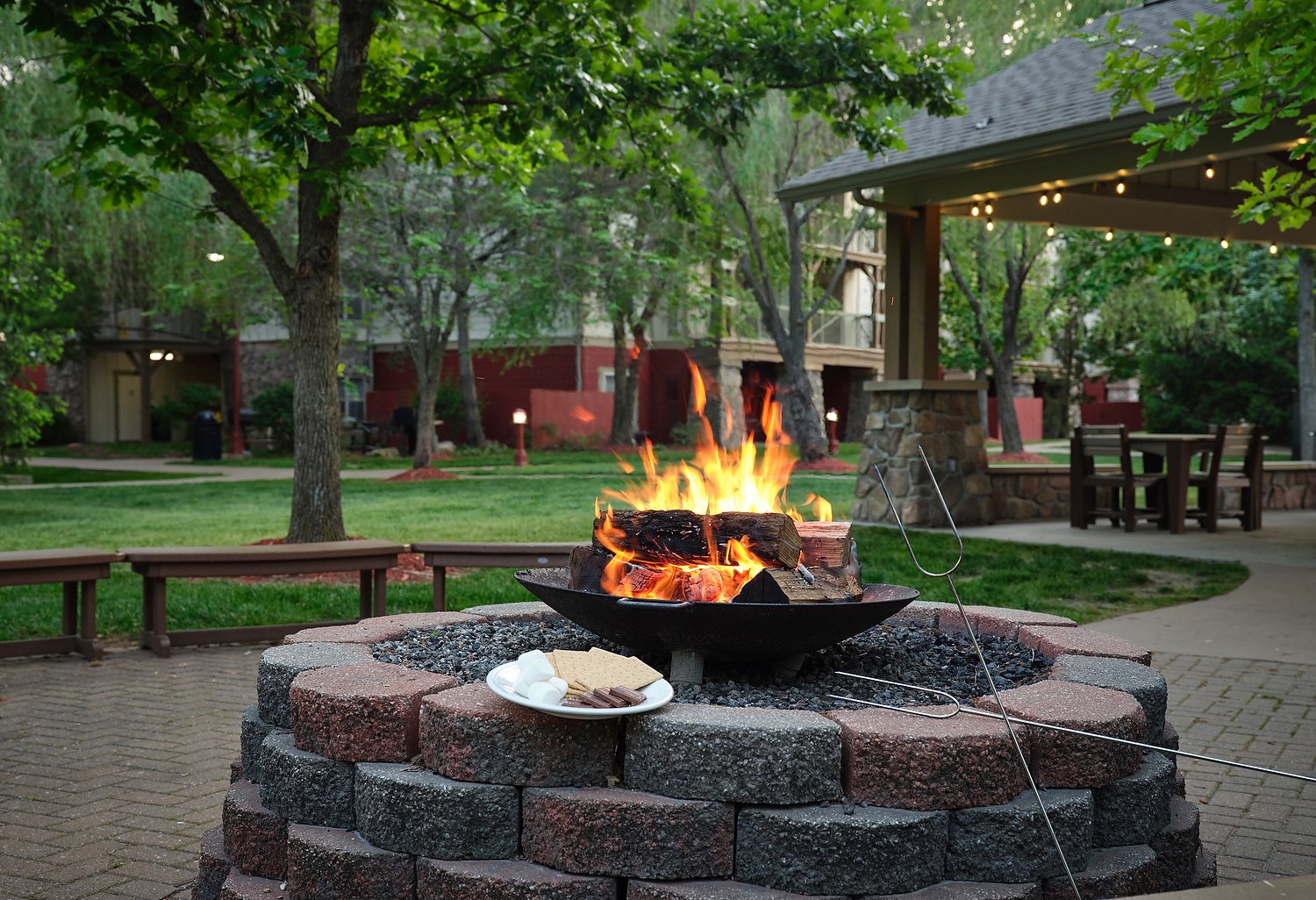 Branson Marriott Willow Ridge Branson firepit.JPEG