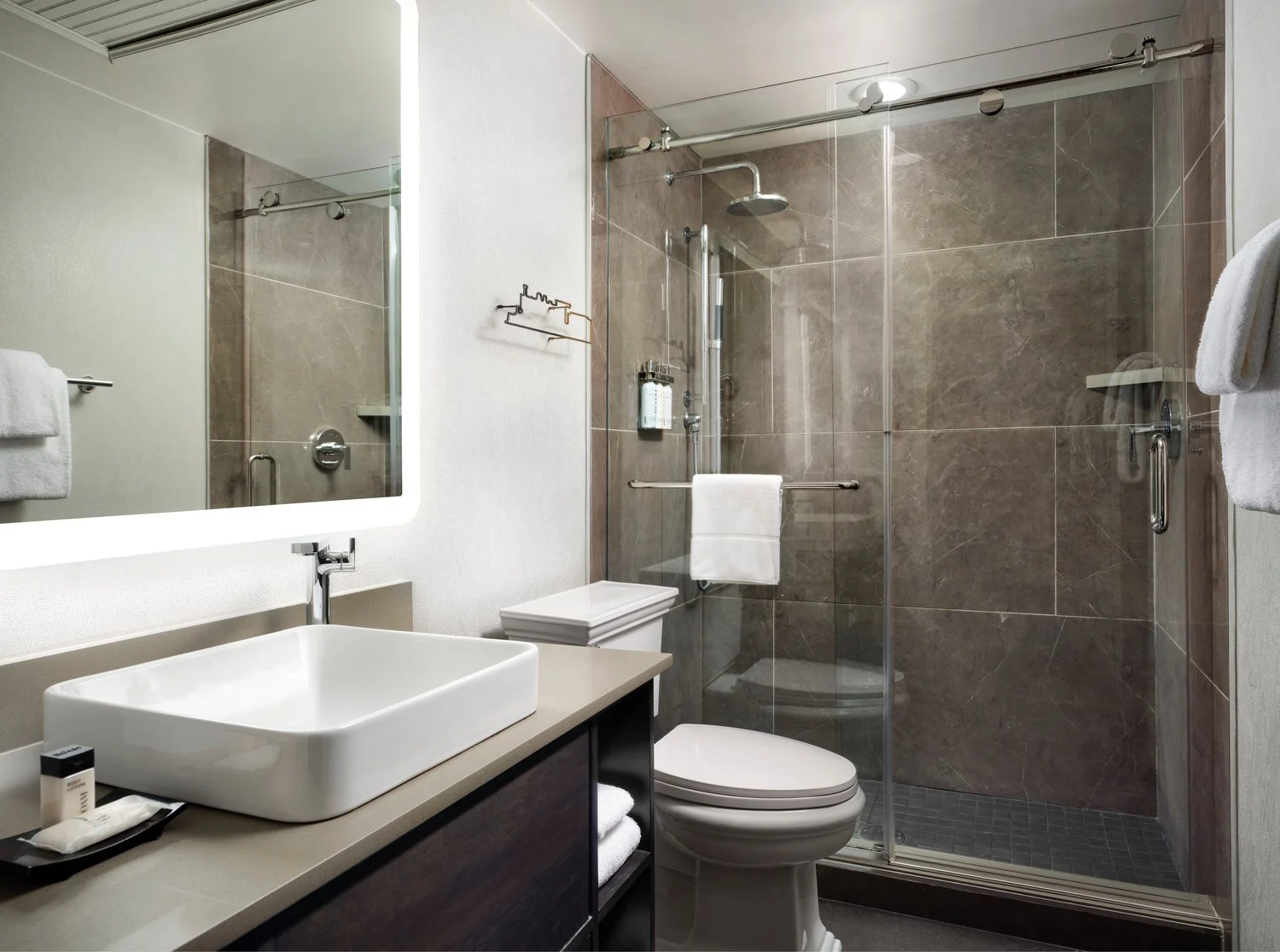 Nashville Union Station room 623 king standard bath less flashly fix1.JPEG