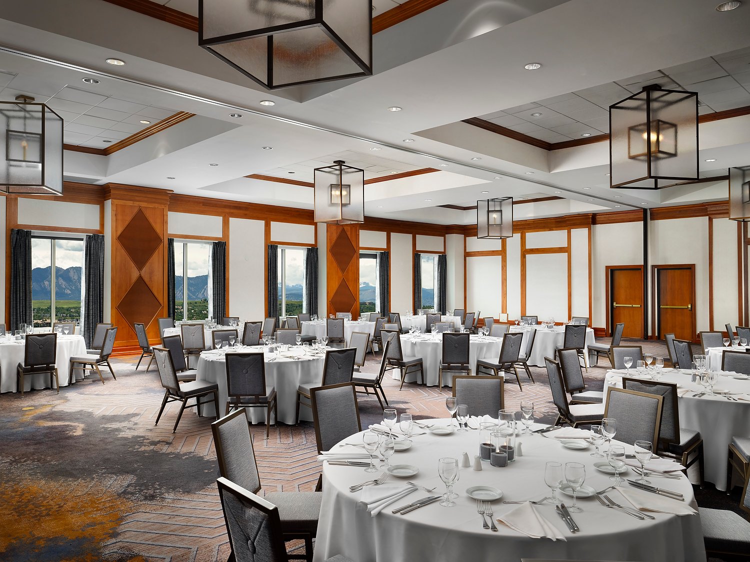 Boulder Renaissance ballroom rounds.JPEG