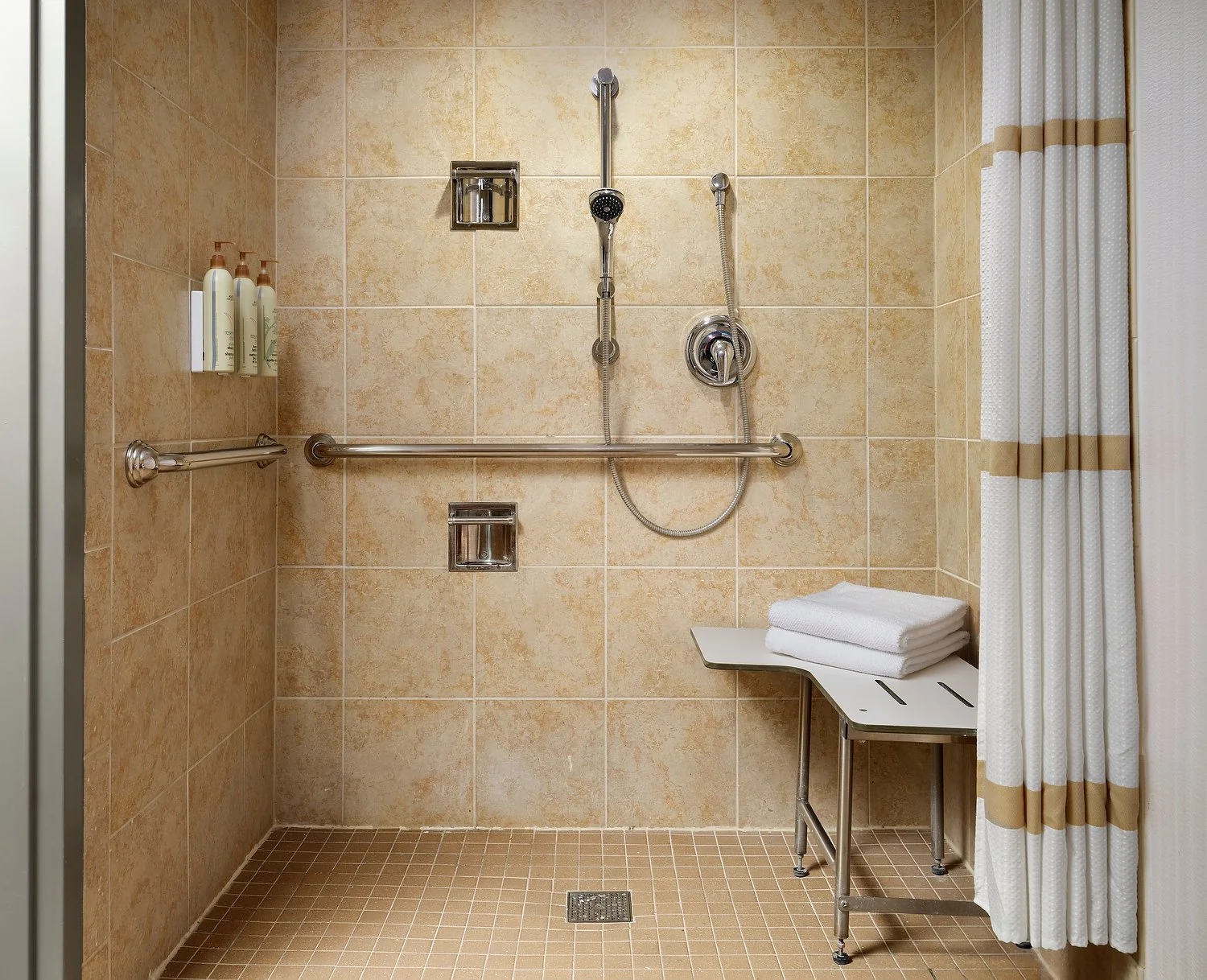 RENAISSANCE BOULDER room 220 ADA BATH roll-in.JPG