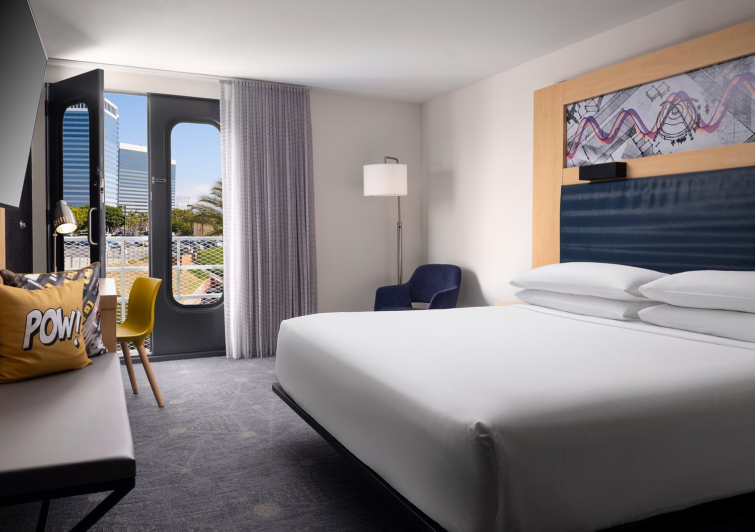 El Segundo Aloft lower floor king.JPG