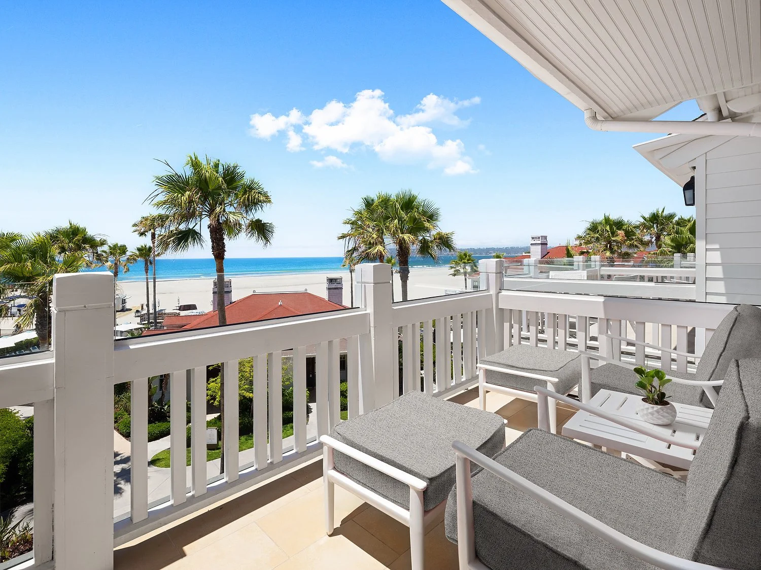 Del July 2023 - Room 2306 - Villa Room Balcony.JPEG