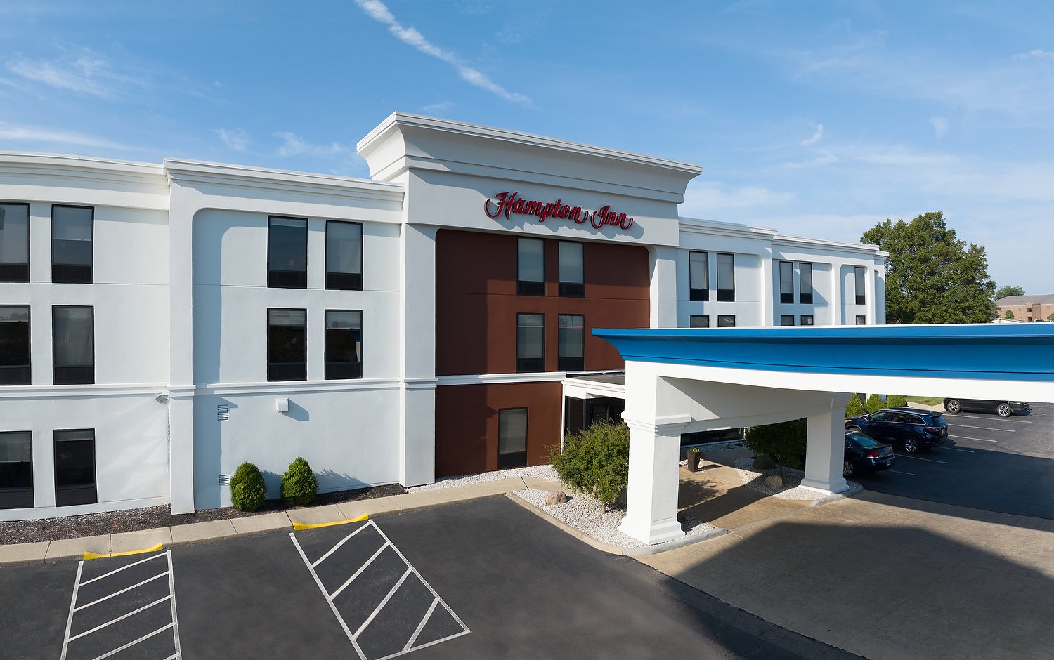 Troy Hampton Inn daytime exterior.JPG