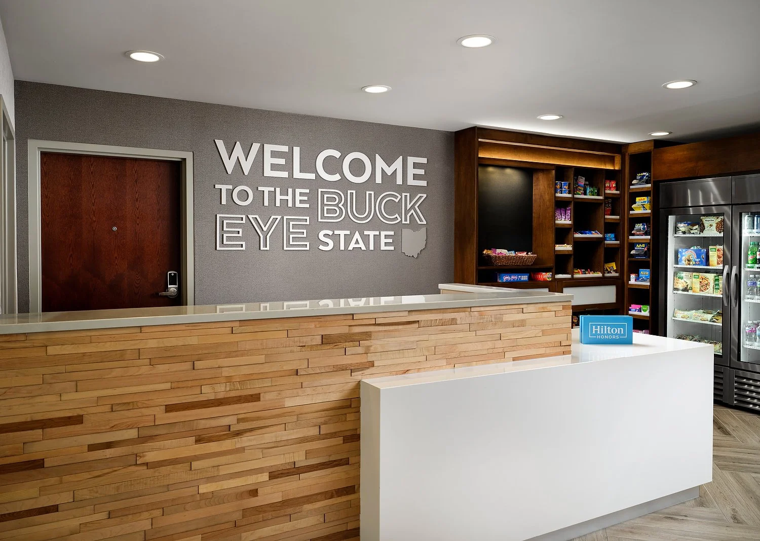 Troy Hampton Inn front desk.JPG