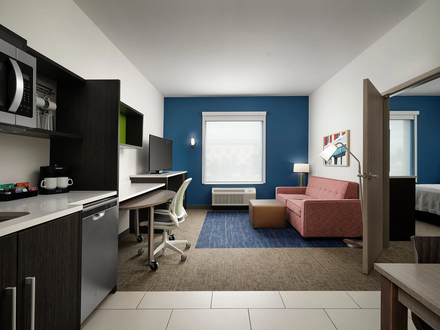 Troy Home2 room 230 1 bedroom king.JPG