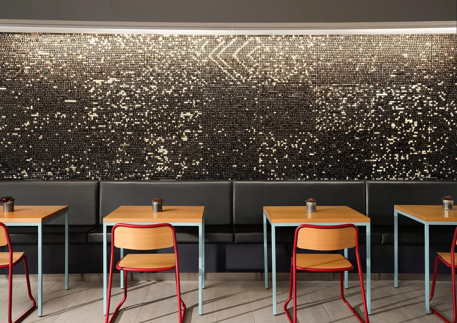 SEAAD Redmond Aloft desk and chair fixp.JPEG