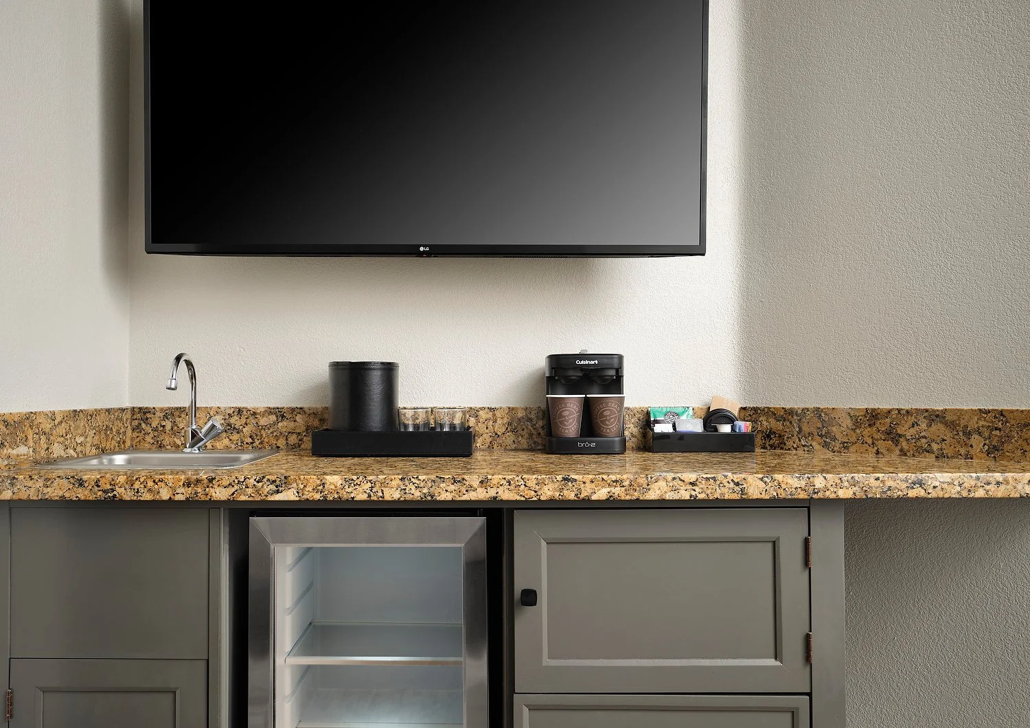 Tucson Embassy suite room 306 KING kitchenette v2.JPEG