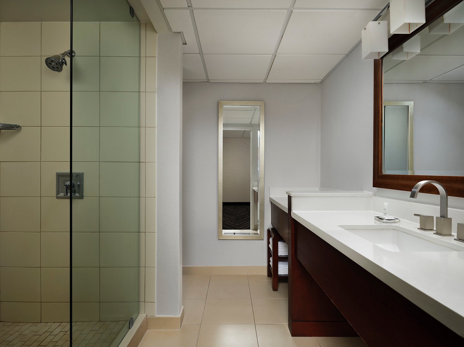 MH_MSPNW_PS_bathroom.JPG