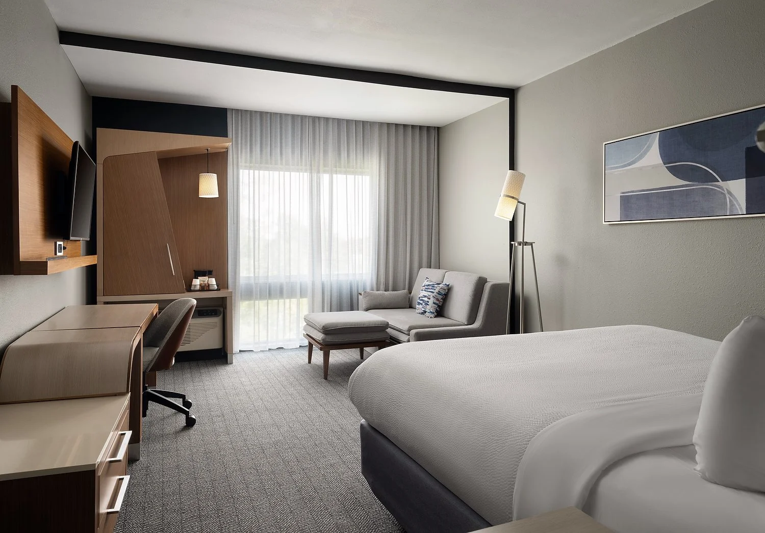 CY_HDCCY_Room_501_King.JPG