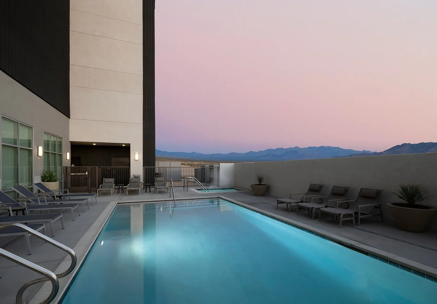 Barstow ff-ONTBA ONTTB - Pool.JPG