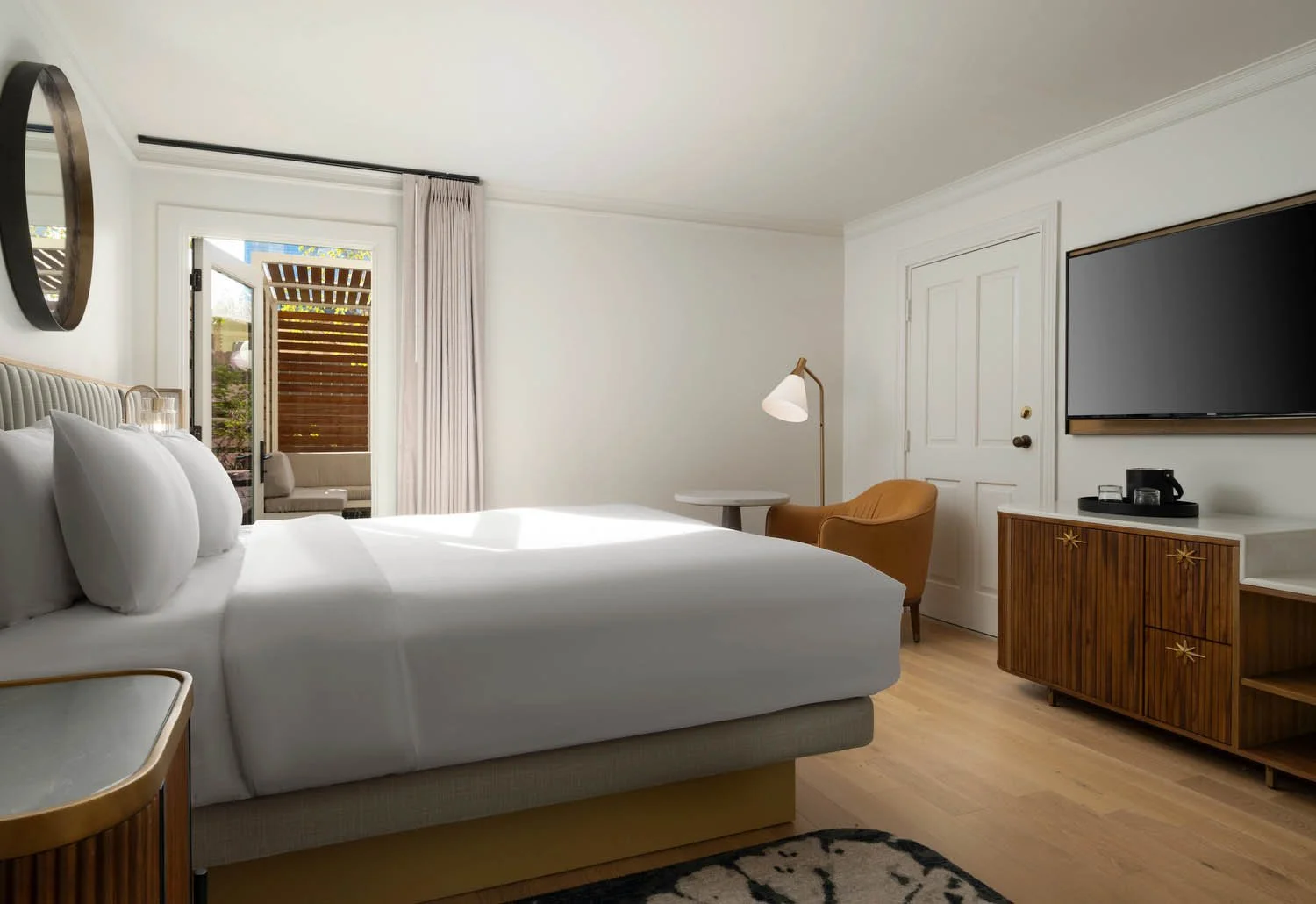 Rm 112 - King Terrace.JPG