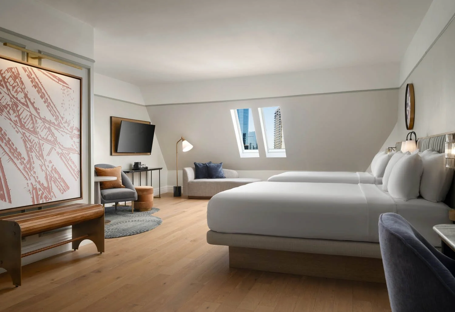 Rm 716 - Executive Floor Double Queen.JPG