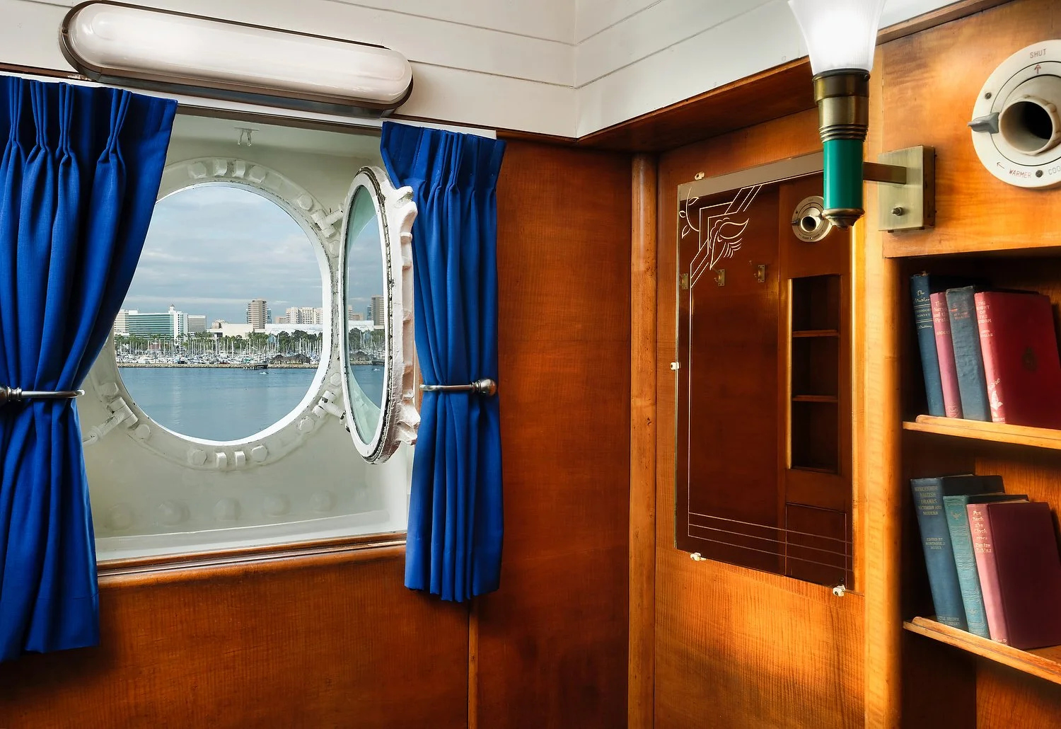 QM_harbor_view_daytime_porthole_2.JPEG