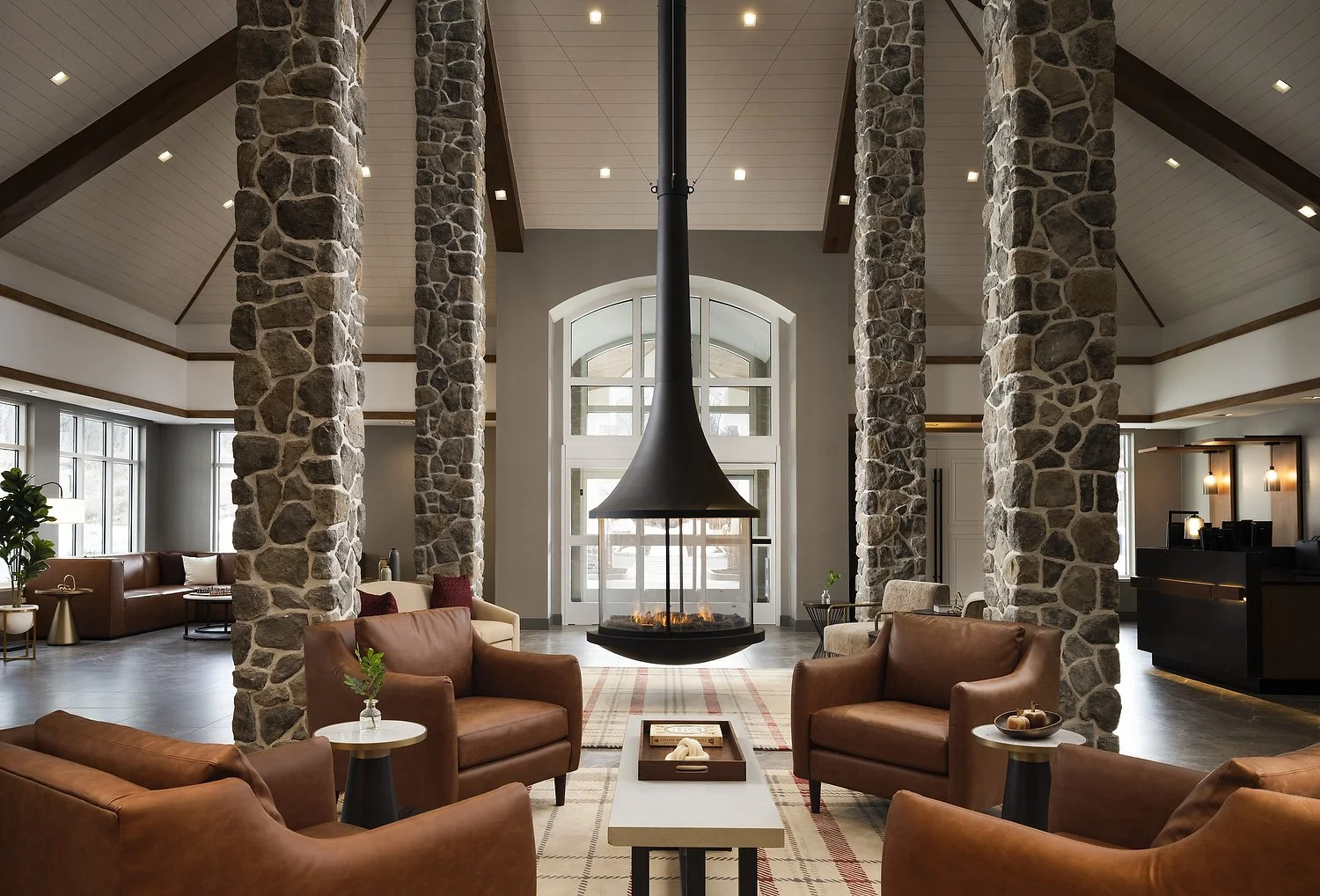 RI_SWFHR_lobby_fireplace_tigher.JPG