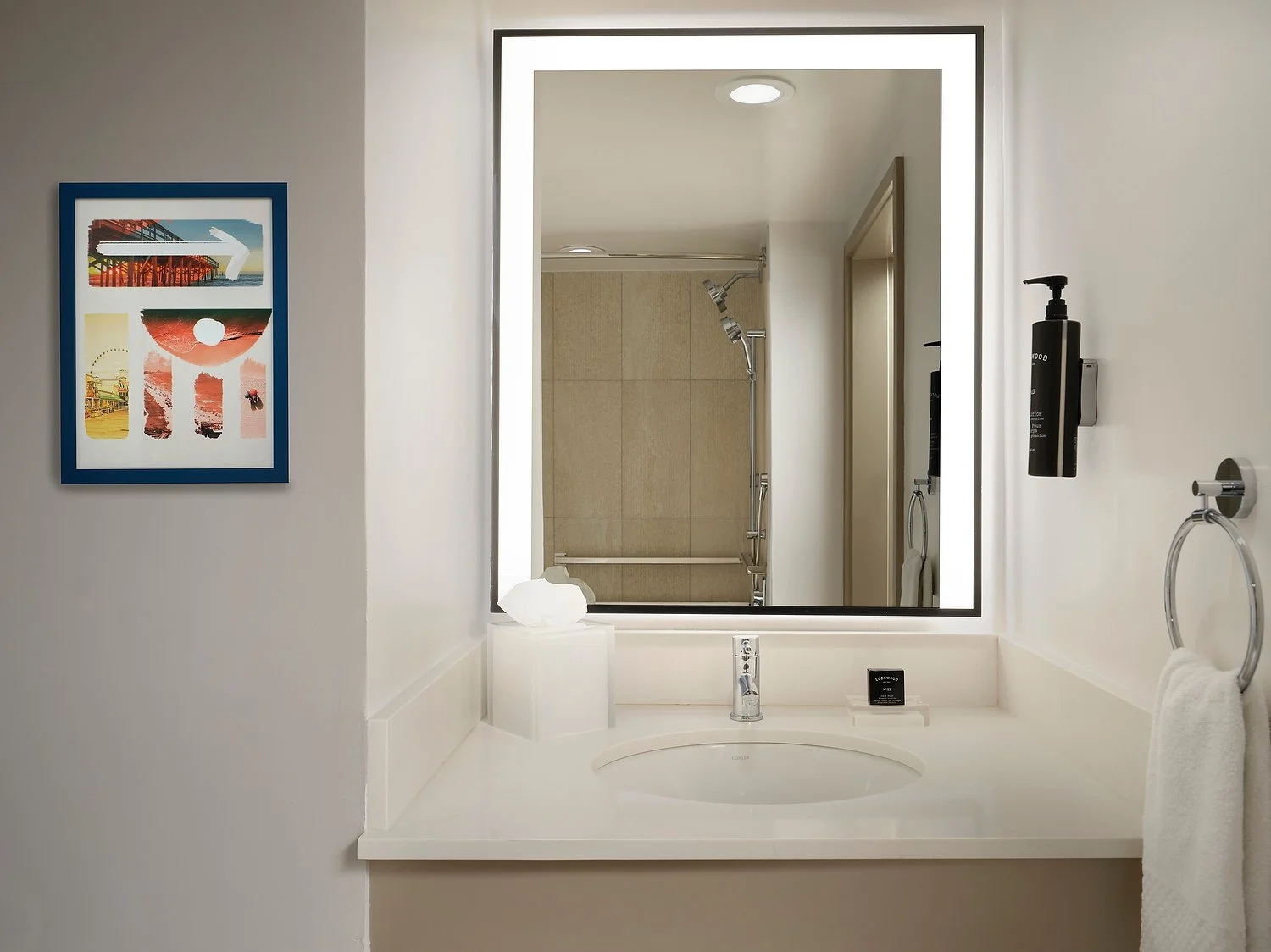 Double tree room 175 ADA.JPG