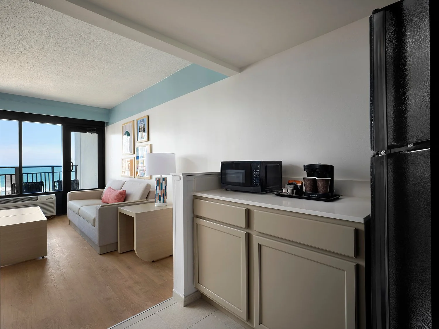 Double tree room 483    tapestcy v2.JPG