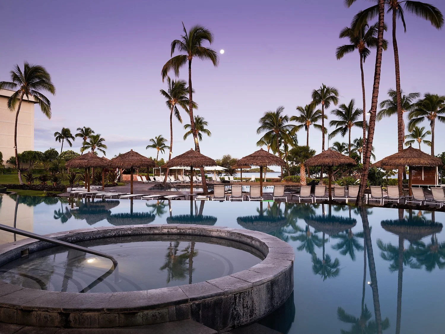 Waikoloa MVC dusk jacuzzi.TIF.JPG