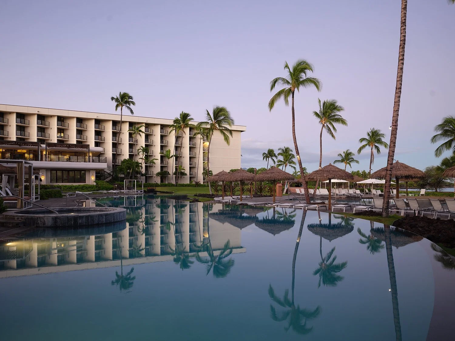 Waikoloa MVC Infinity pool toward MVCA.TIF.JPG