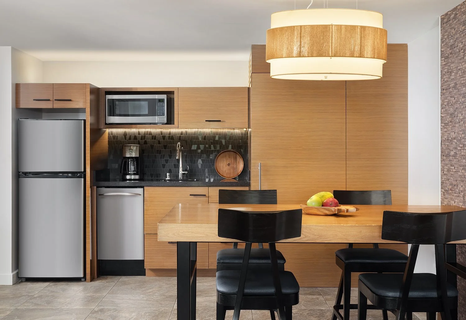 Waikoloa MVC RM 3112 OBVI one bedroom suite king kitchenA.TIF.JPG