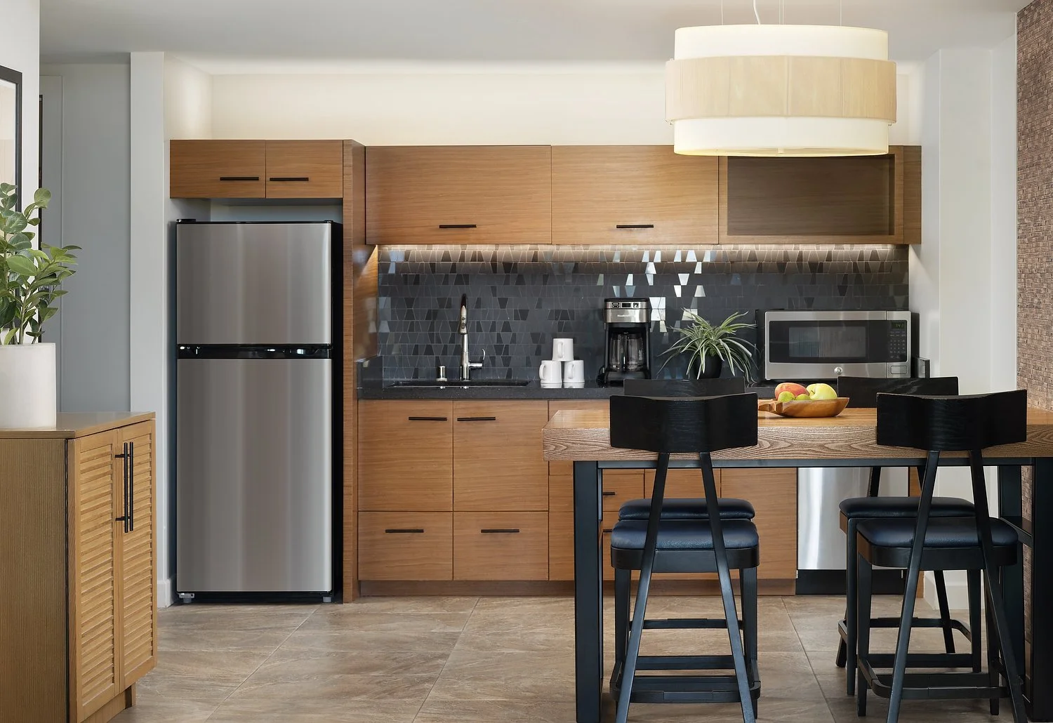 Waikoloa MVC room 3119 ADA room kitchen.TIF.JPG