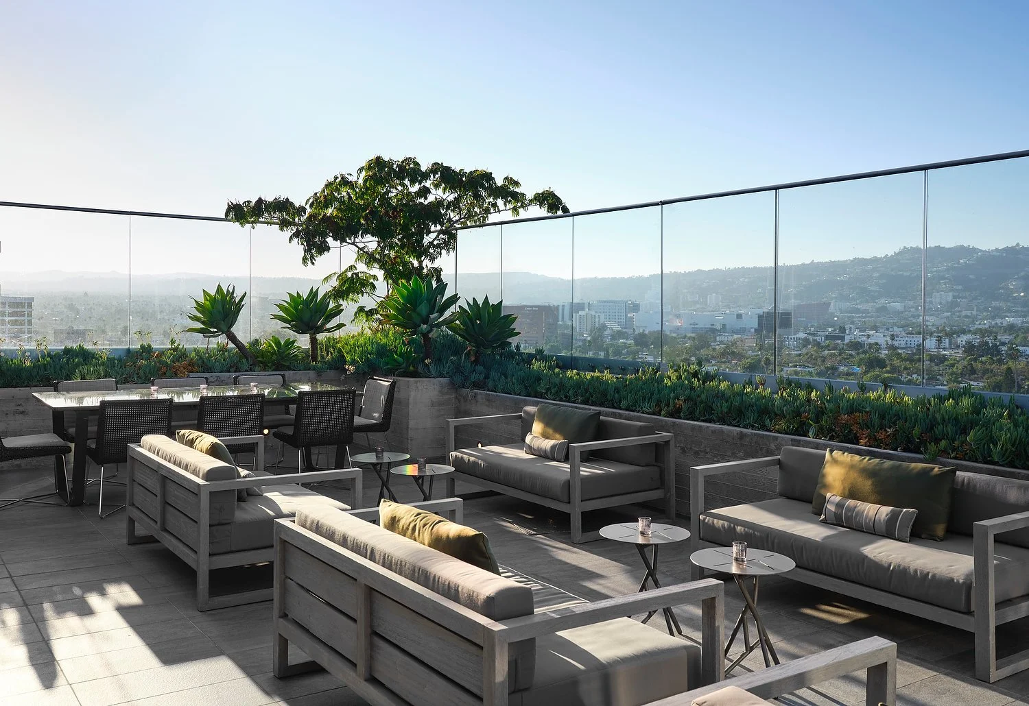 TH_LAXTW_roof_patio.JPG