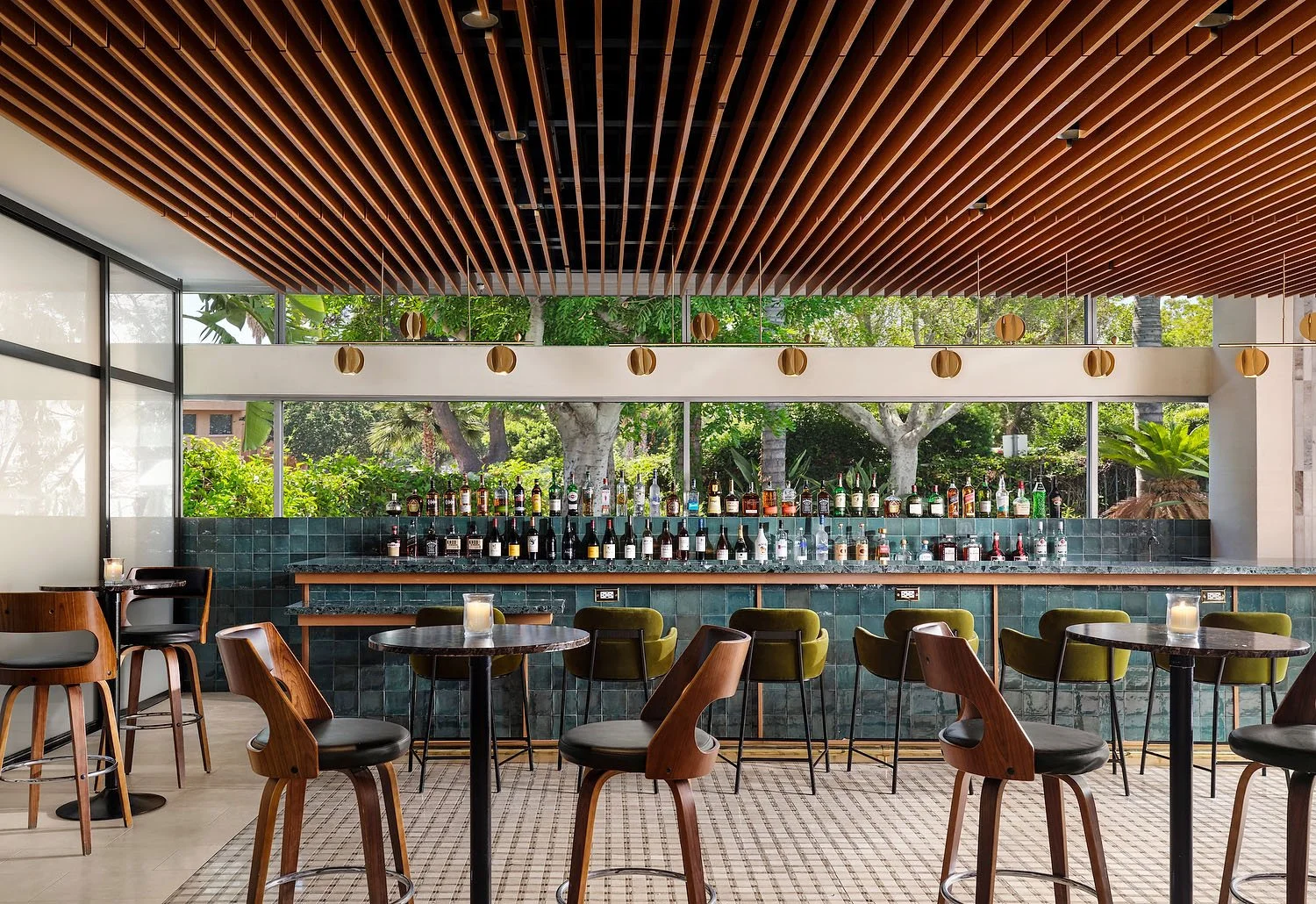 Ontarion sheraton bar.JPG